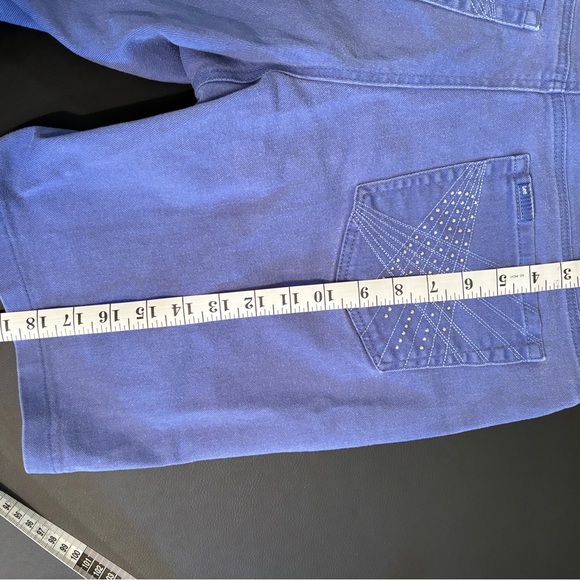 Lee Classic Fit Bermuda Shorts. - Picture 4 of 6